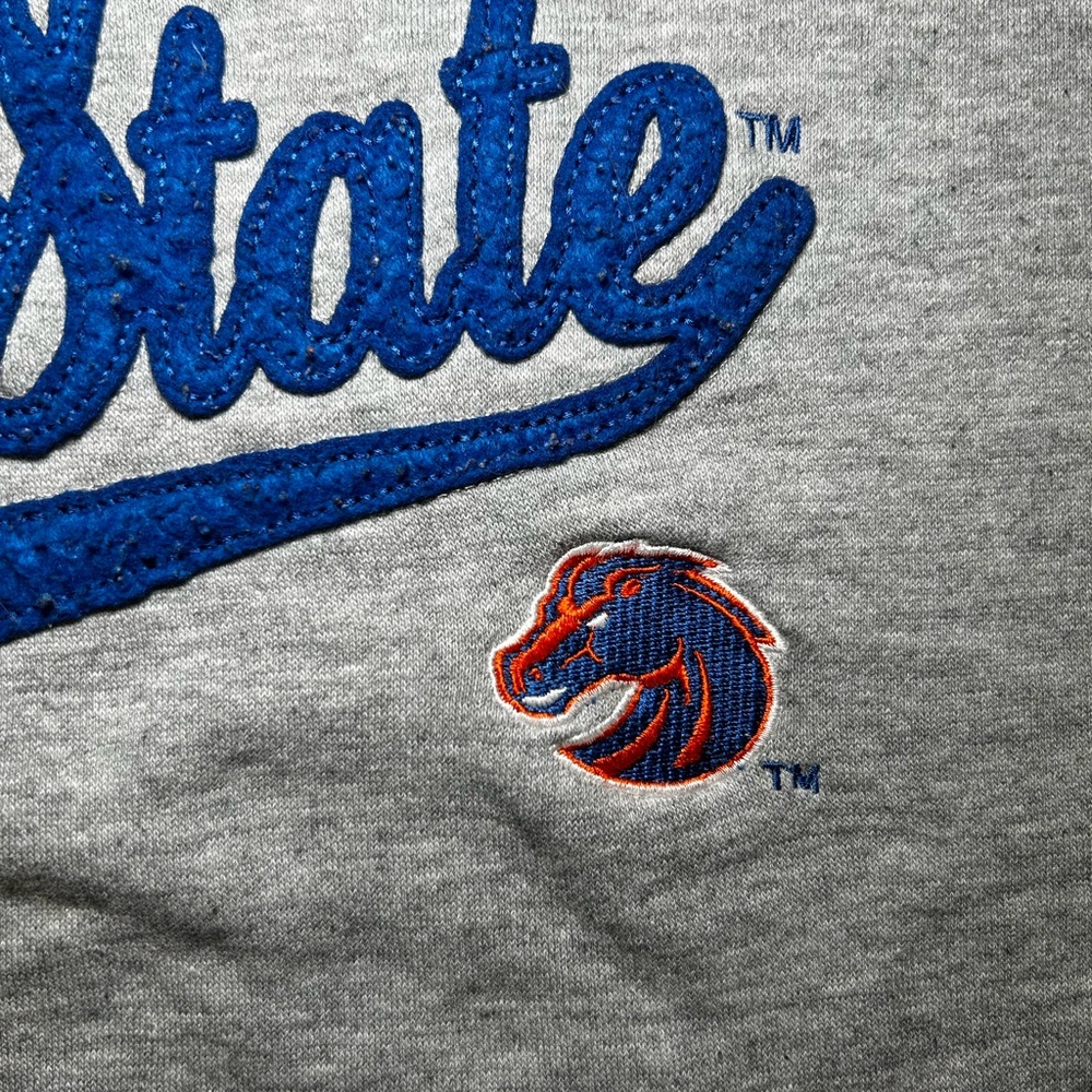 Boise State Men’s Gray Crewneck Sweatshirt - Picture 10 of 14